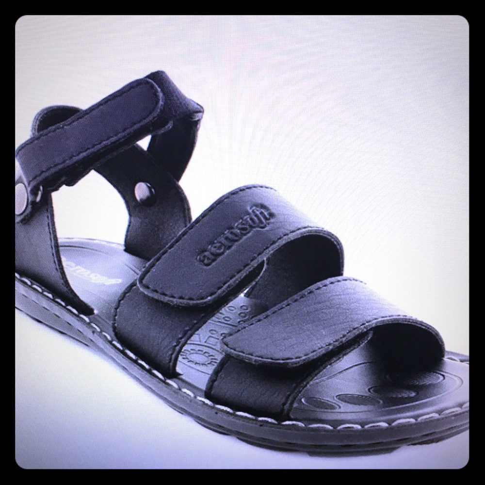 Sandals men